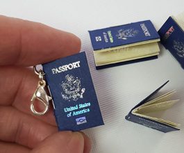 miniature-passport-charm-for-travelers-notebook-USA